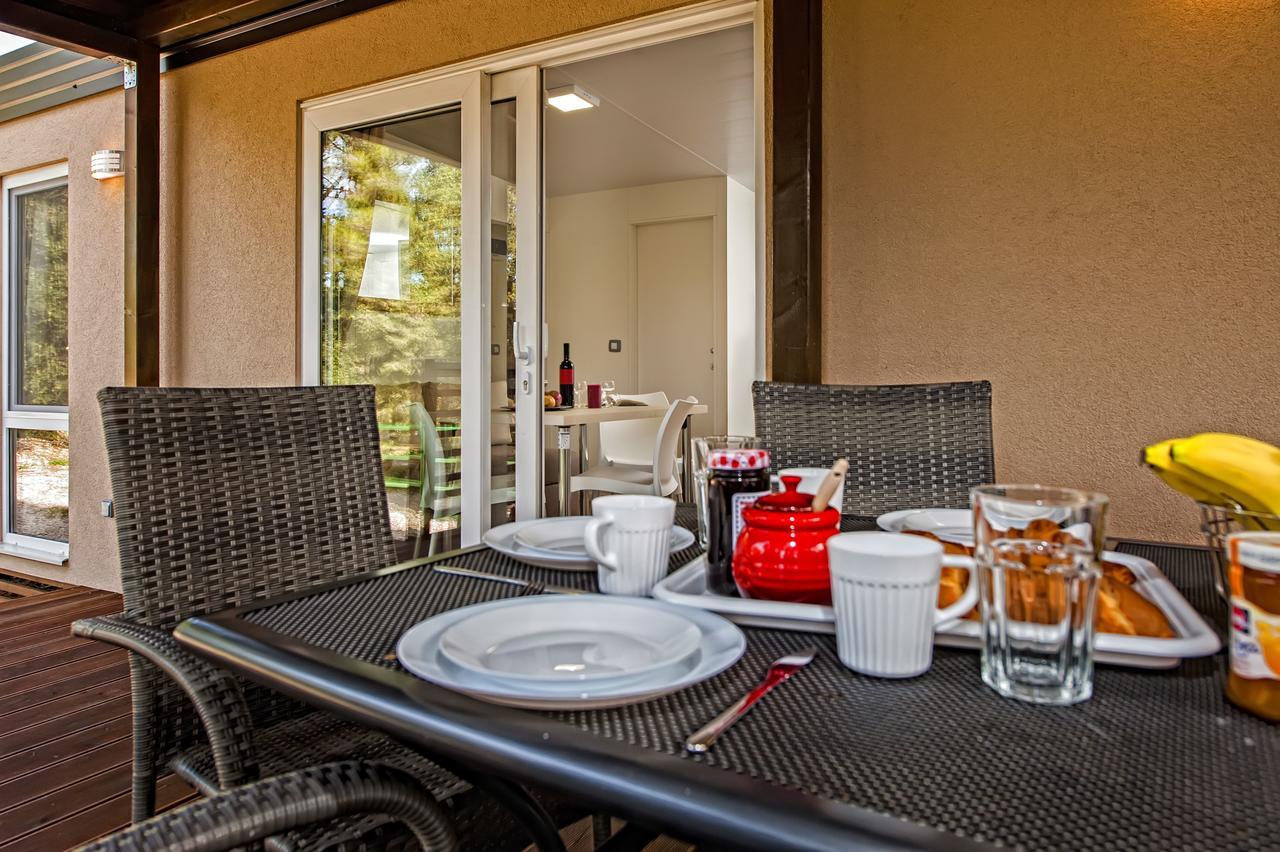 Eurocamp Mobile Homes At Campsite Porton Biondi โรวีน ภายนอก รูปภาพ