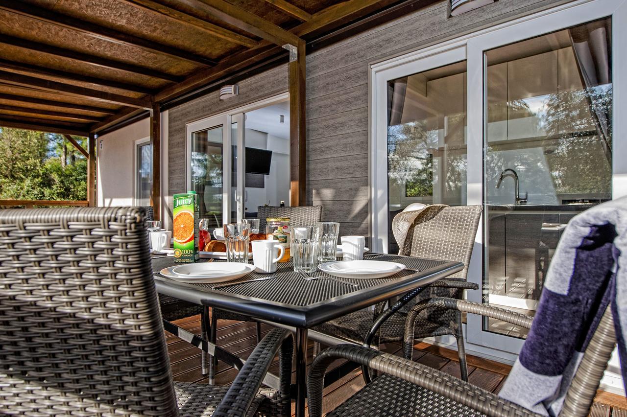 Eurocamp Mobile Homes At Campsite Porton Biondi โรวีน ภายนอก รูปภาพ